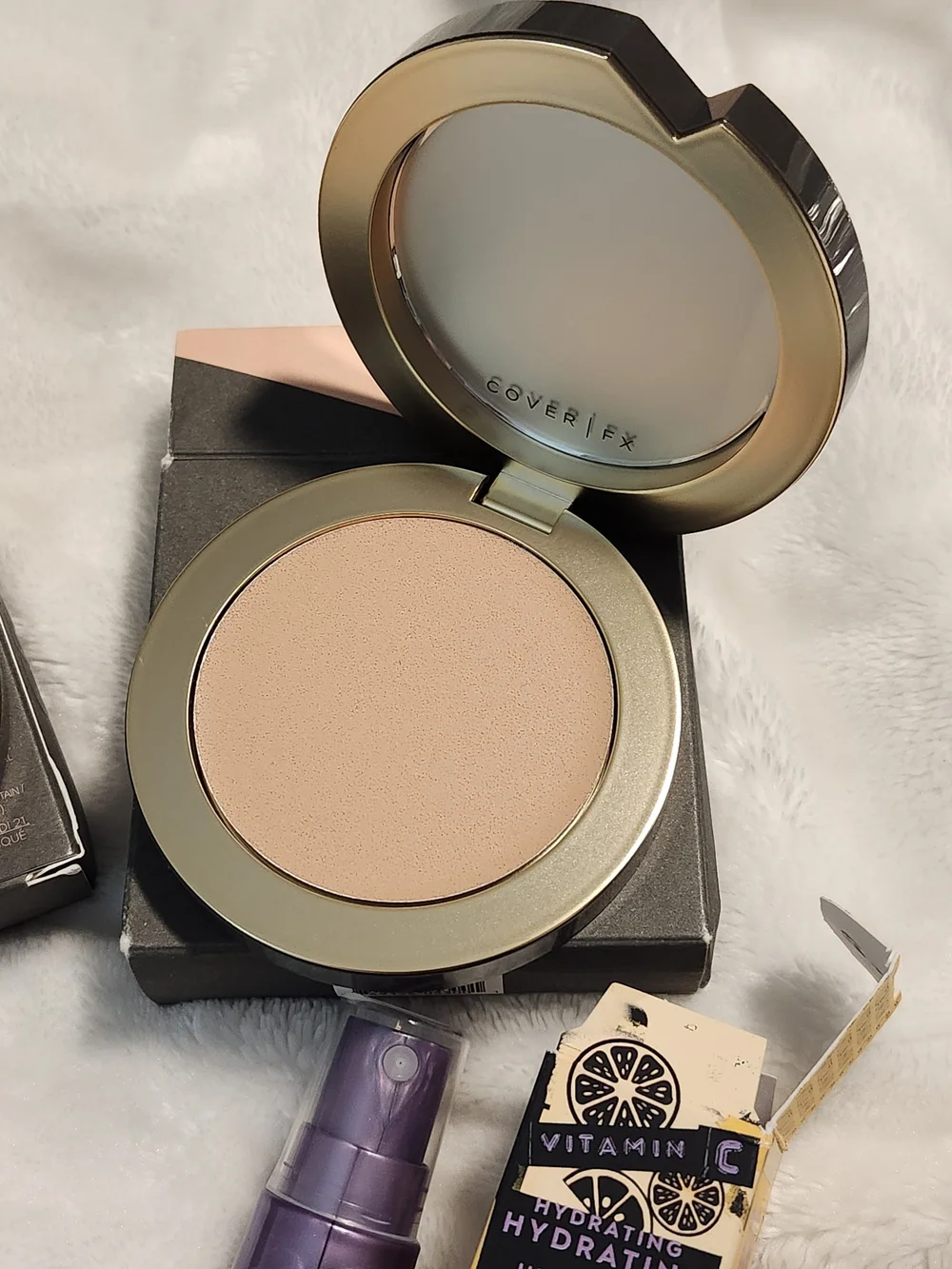 COVER FX Cream Foundation Duo with Extra Peach Sponges